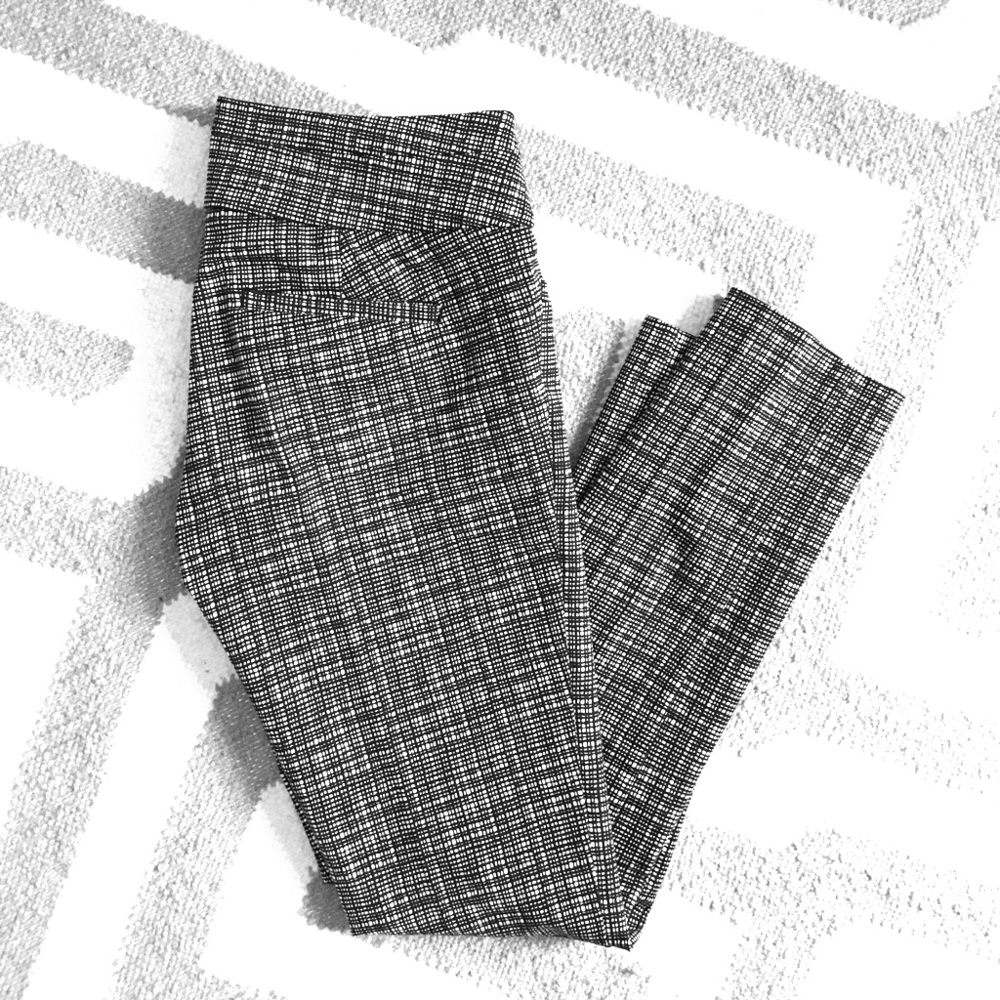 LOFT Black and White Plaid Cropped Pants